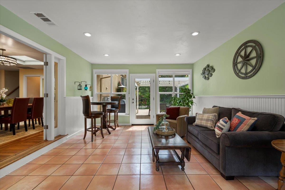 Detail Gallery Image 25 of 56 For 17441 Blue Jay Dr, Morgan Hill,  CA 95037 - 4 Beds | 3/1 Baths