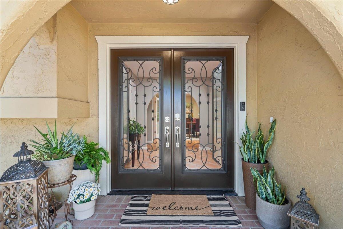 Detail Gallery Image 9 of 56 For 17441 Blue Jay Dr, Morgan Hill,  CA 95037 - 4 Beds | 3/1 Baths
