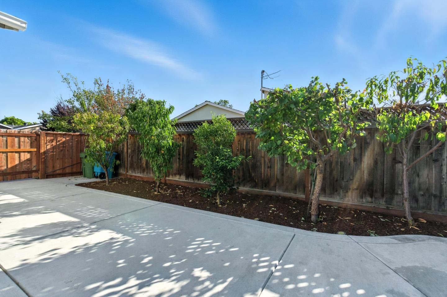 Detail Gallery Image 22 of 24 For 2464 Brannan Pl, Santa Clara,  CA 95050 - 3 Beds | 2 Baths