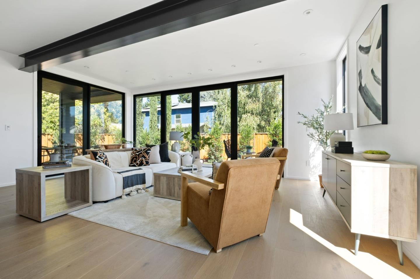 Detail Gallery Image 9 of 22 For 2160 Menalto Ave, Menlo Park,  CA 94025 - 5 Beds | 3 Baths
