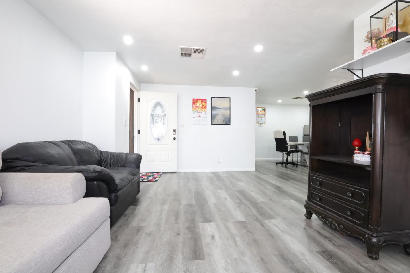 Detail Gallery Image 5 of 27 For 3637 Snell Ave #12,  San Jose,  CA 95136 - 3 Beds | 2 Baths