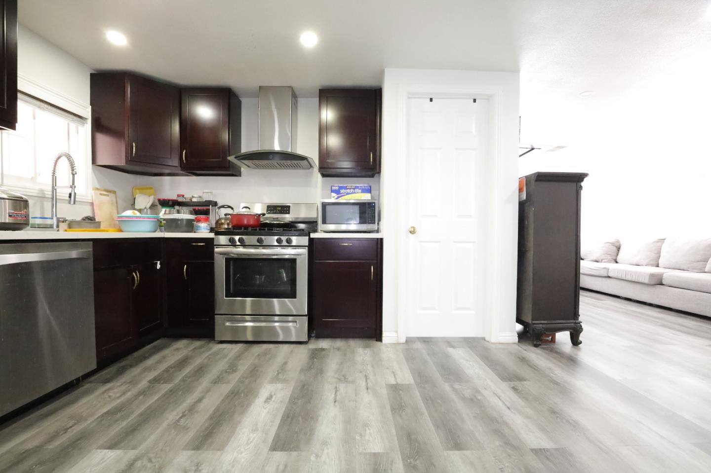 Detail Gallery Image 9 of 27 For 3637 Snell Ave #12,  San Jose,  CA 95136 - 3 Beds | 2 Baths