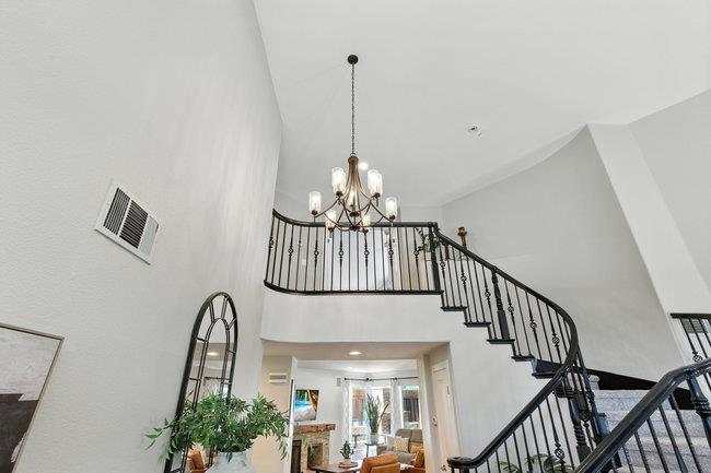 Detail Gallery Image 15 of 89 For 4252 Merlot Ct, San Jose,  CA 95135 - 5 Beds | 3 Baths