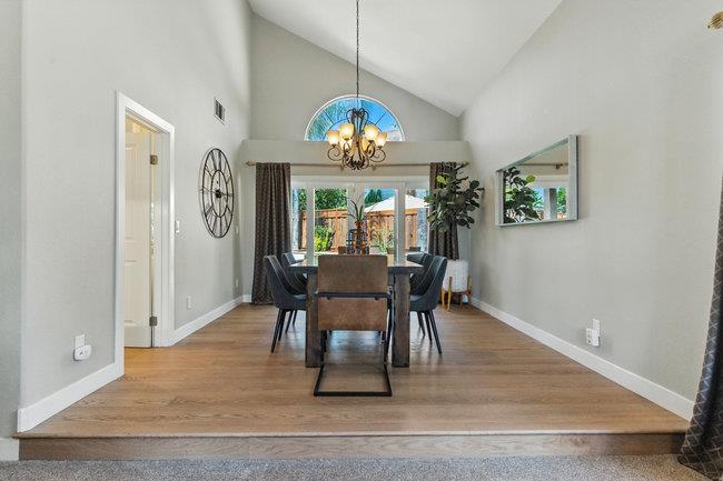 Detail Gallery Image 16 of 89 For 4252 Merlot Ct, San Jose,  CA 95135 - 5 Beds | 3 Baths