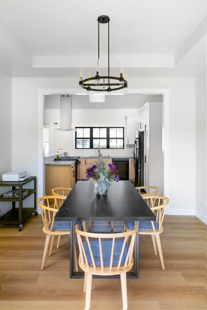 Detail Gallery Image 6 of 7 For 902 Hanover St, Santa Cruz,  CA 95062 - 4 Beds | 3 Baths