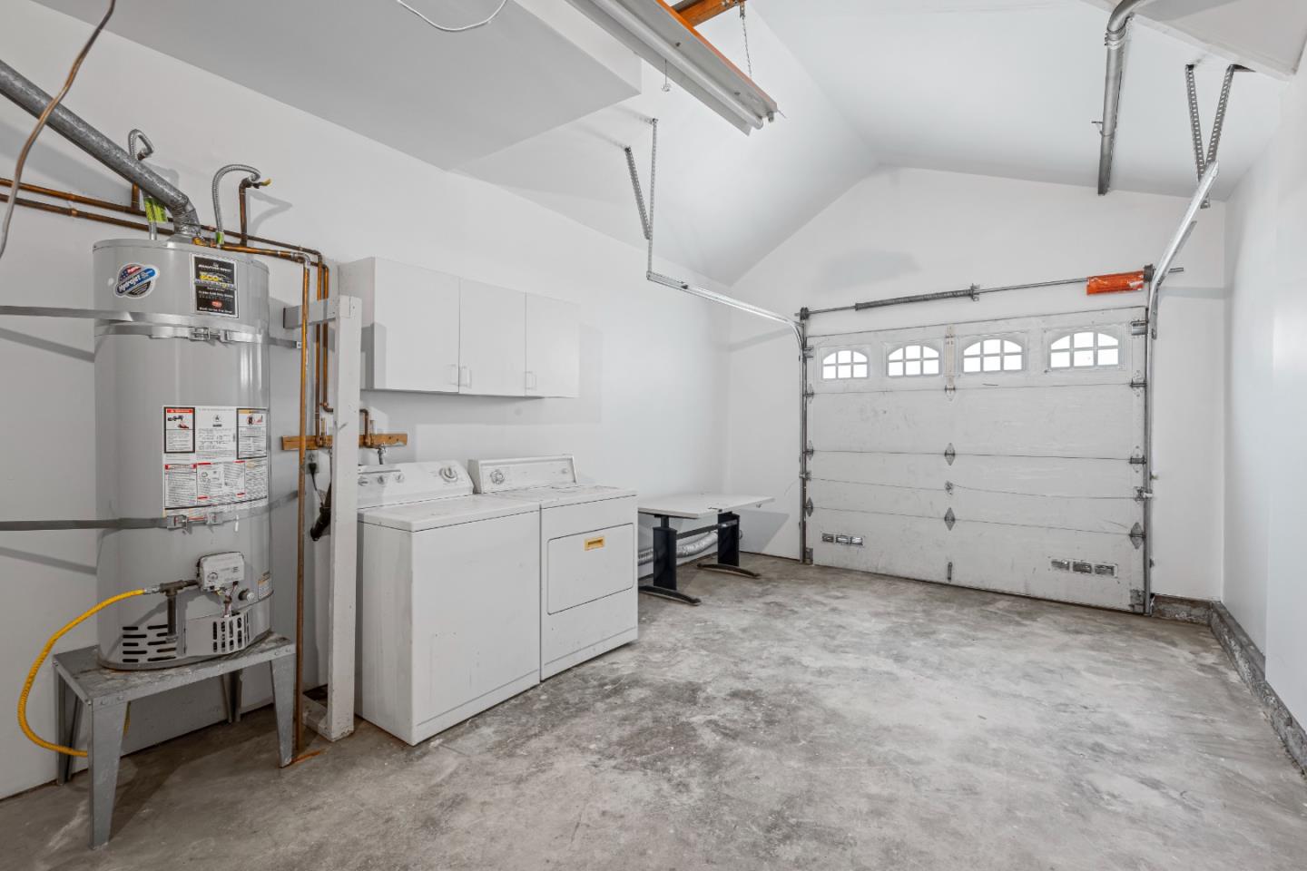 Detail Gallery Image 5 of 9 For 920 Northrup St, San Jose,  CA 95126 - 2 Beds | 1 Baths