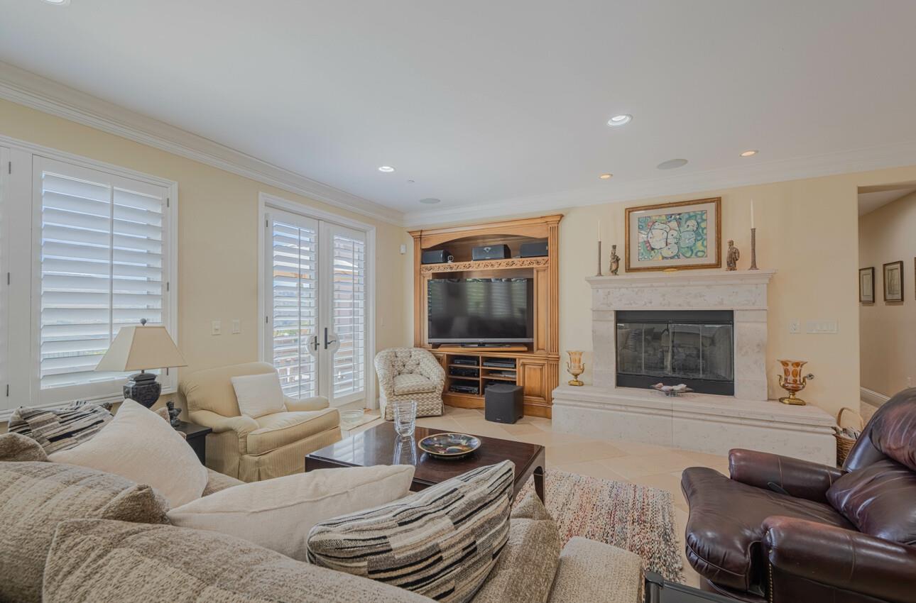 Detail Gallery Image 20 of 64 For 407 Mirador Ct, Monterey,  CA 93940 - 3 Beds | 3/1 Baths
