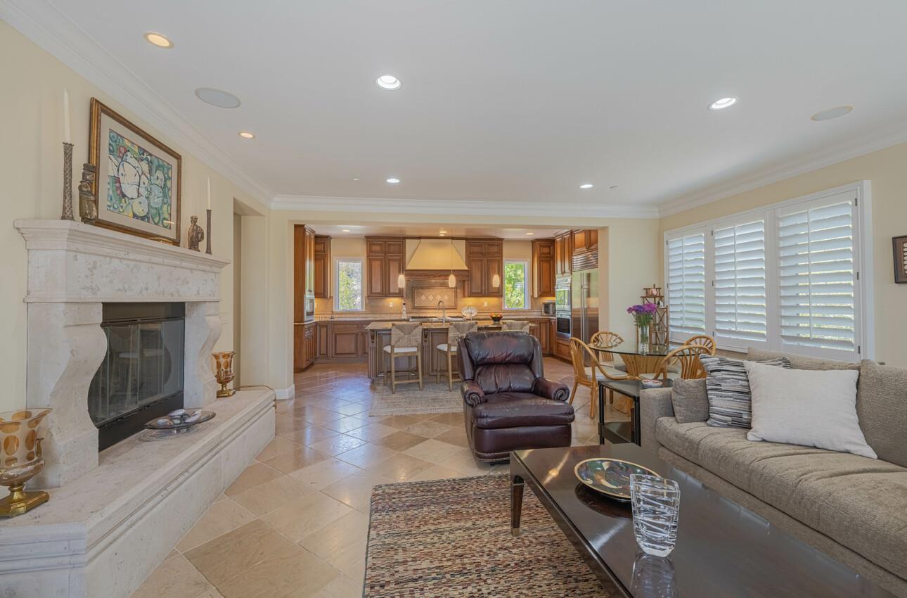 Detail Gallery Image 21 of 64 For 407 Mirador Ct, Monterey,  CA 93940 - 3 Beds | 3/1 Baths