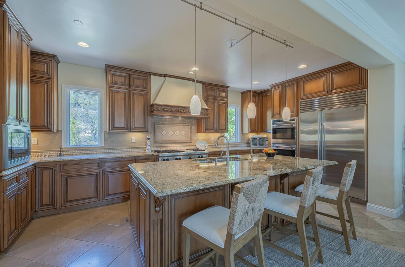 Detail Gallery Image 22 of 64 For 407 Mirador Ct, Monterey,  CA 93940 - 3 Beds | 3/1 Baths
