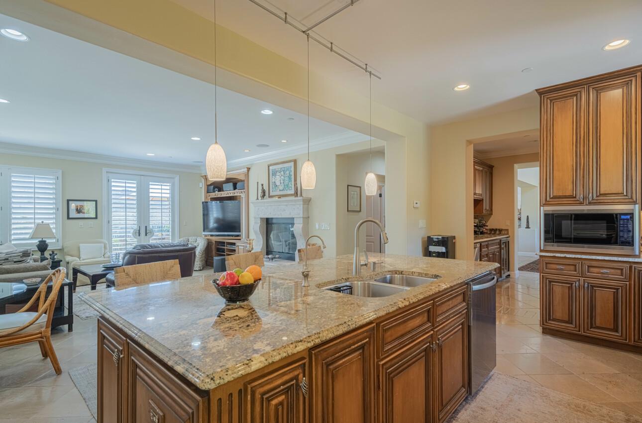 Detail Gallery Image 25 of 64 For 407 Mirador Ct, Monterey,  CA 93940 - 3 Beds | 3/1 Baths