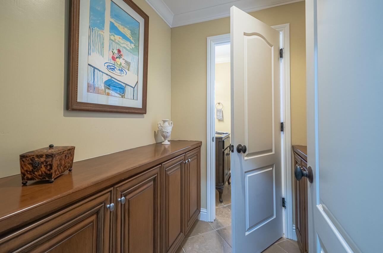 Detail Gallery Image 29 of 64 For 407 Mirador Ct, Monterey,  CA 93940 - 3 Beds | 3/1 Baths