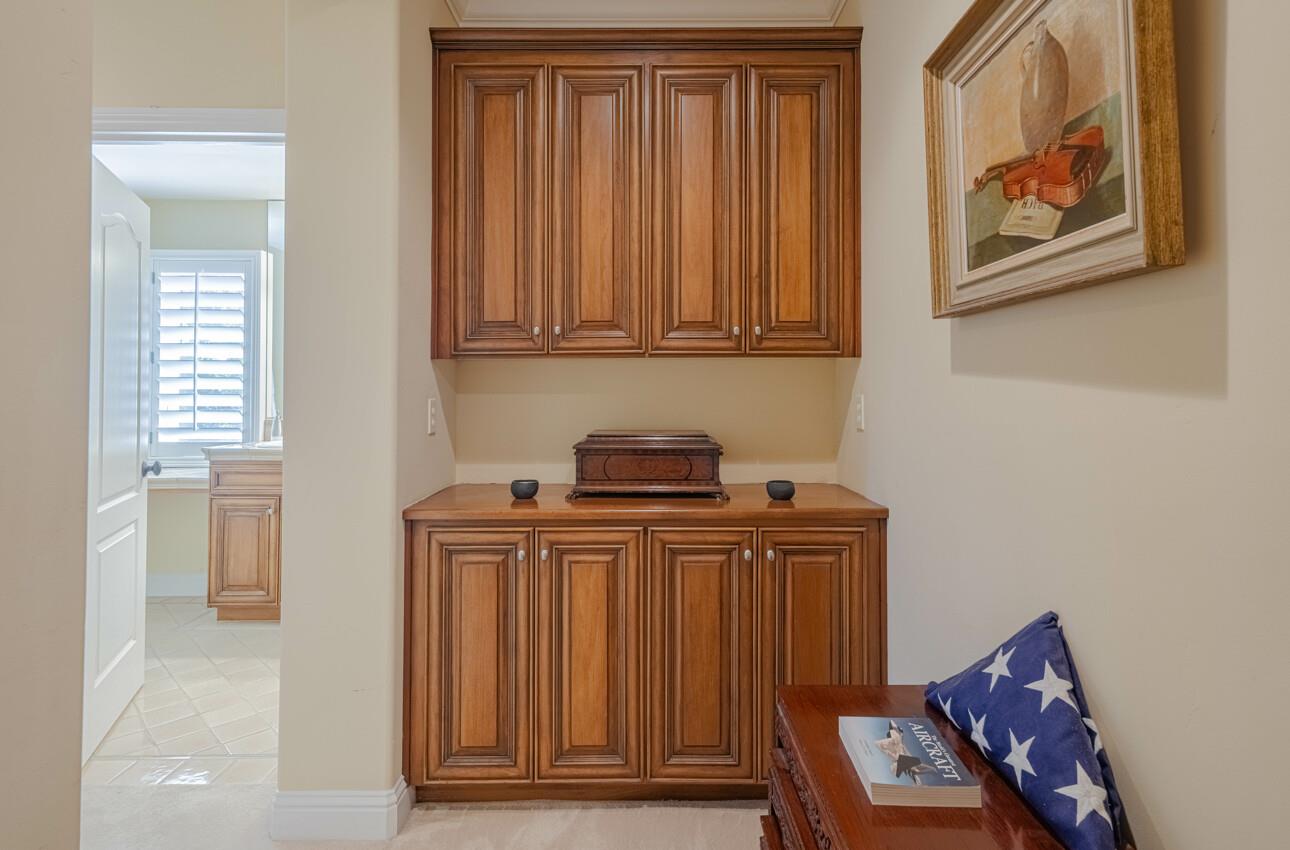 Detail Gallery Image 32 of 64 For 407 Mirador Ct, Monterey,  CA 93940 - 3 Beds | 3/1 Baths