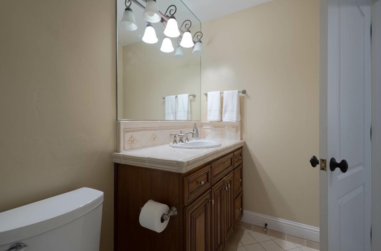Detail Gallery Image 39 of 64 For 407 Mirador Ct, Monterey,  CA 93940 - 3 Beds | 3/1 Baths