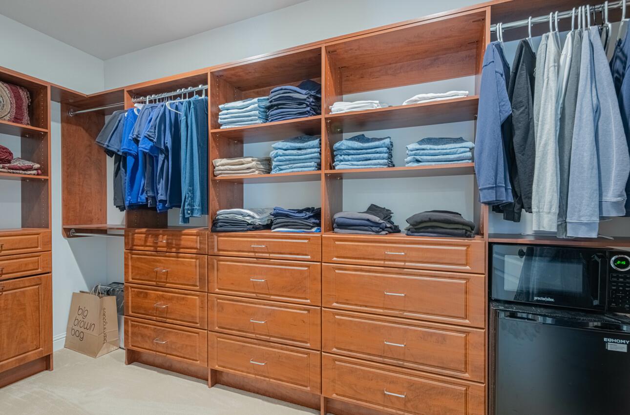 Detail Gallery Image 48 of 64 For 407 Mirador Ct, Monterey,  CA 93940 - 3 Beds | 3/1 Baths