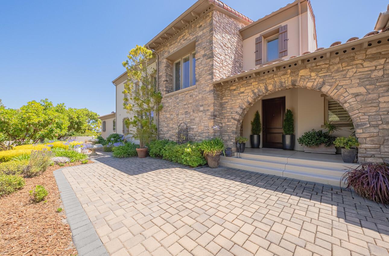 Detail Gallery Image 6 of 64 For 407 Mirador Ct, Monterey,  CA 93940 - 3 Beds | 3/1 Baths