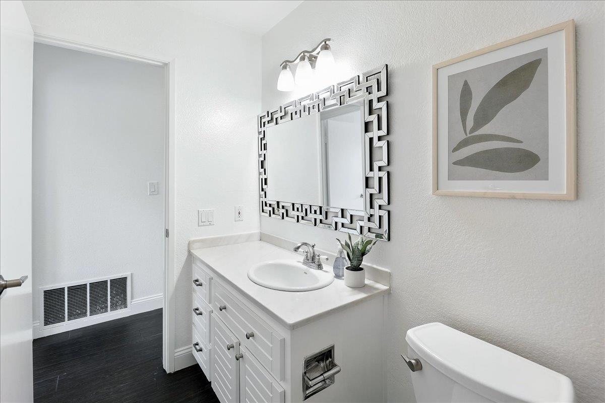 Detail Gallery Image 21 of 48 For 2375 Lincoln Village Dr, San Jose,  CA 95125 - 2 Beds | 2 Baths