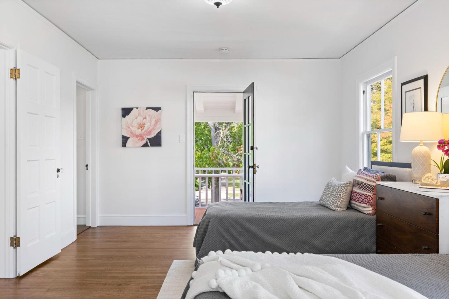 Detail Gallery Image 35 of 48 For 48 Turnsworth Ave, Redwood City,  CA 94062 - 4 Beds | 3 Baths