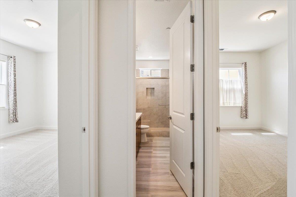 Detail Gallery Image 12 of 63 For 465 Russell Way, Marina,  CA 93933 - 6 Beds | 4 Baths