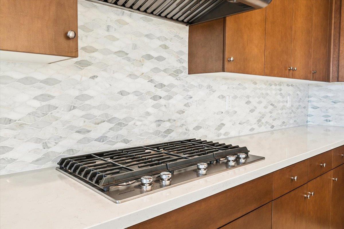 Detail Gallery Image 26 of 63 For 465 Russell Way, Marina,  CA 93933 - 6 Beds | 4 Baths