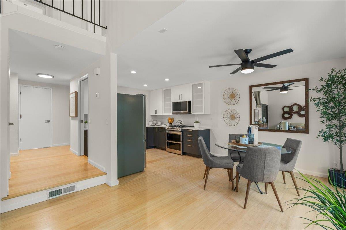 Detail Gallery Image 7 of 27 For 535 Pine Wood Ln, Los Gatos,  CA 95032 - 3 Beds | 2/1 Baths