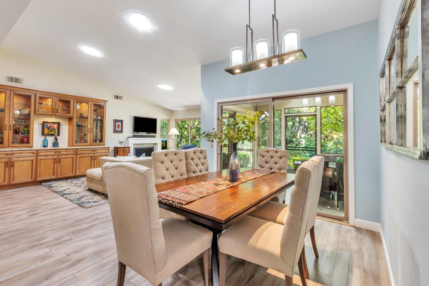 Detail Gallery Image 14 of 54 For 7369 via Montecitos, San Jose,  CA 95135 - 2 Beds | 2 Baths