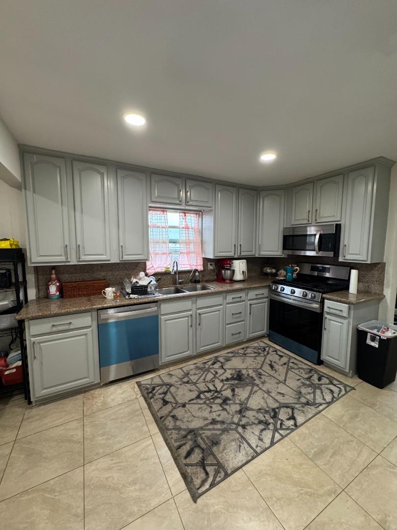 Detail Gallery Image 37 of 59 For 2712 Ferguson Rd, Gilroy,  CA 95020 - 2 Beds | 1 Baths