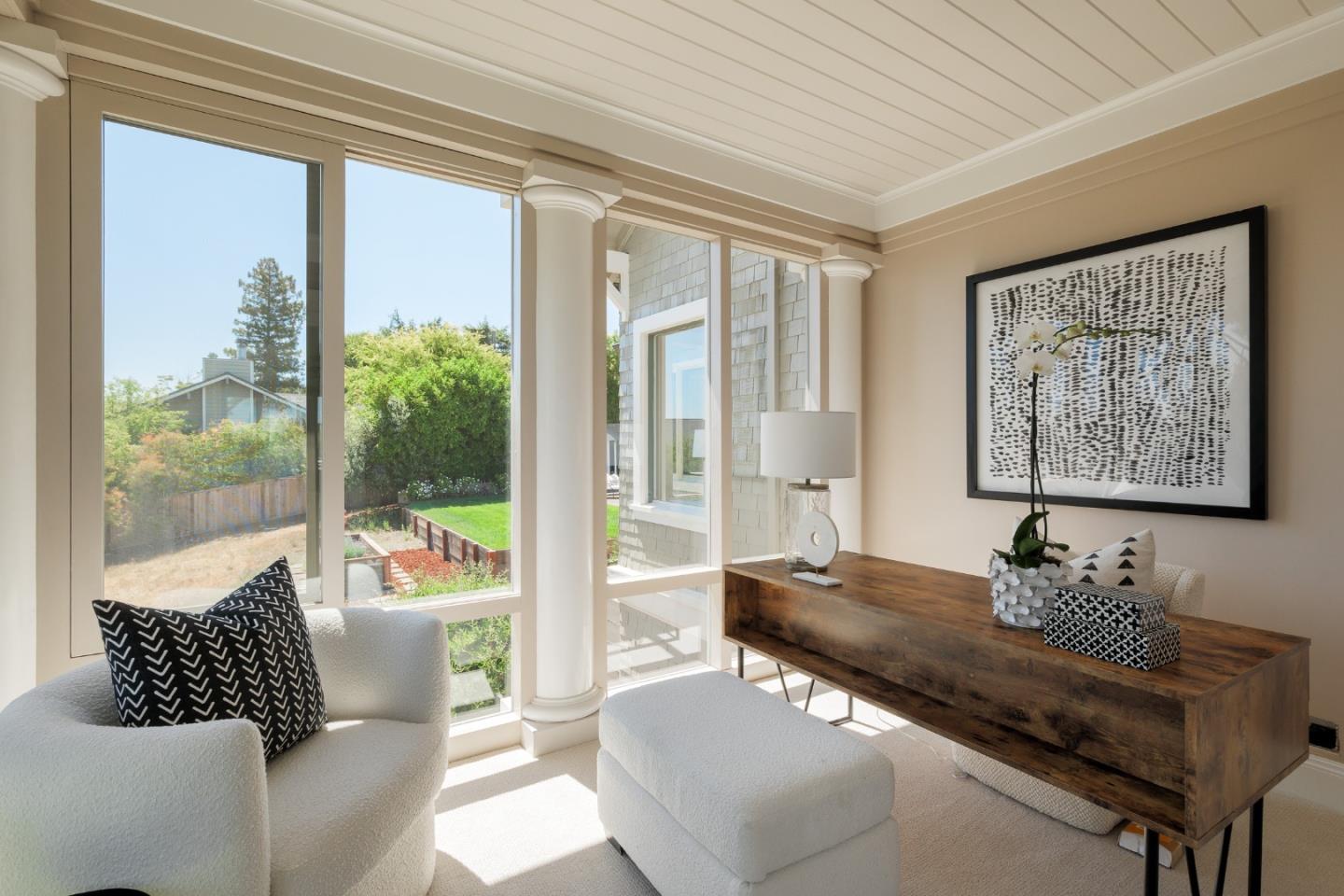 Detail Gallery Image 12 of 28 For 730 Mora Dr, Los Altos,  CA 94024 - 4 Beds | 3/3 Baths