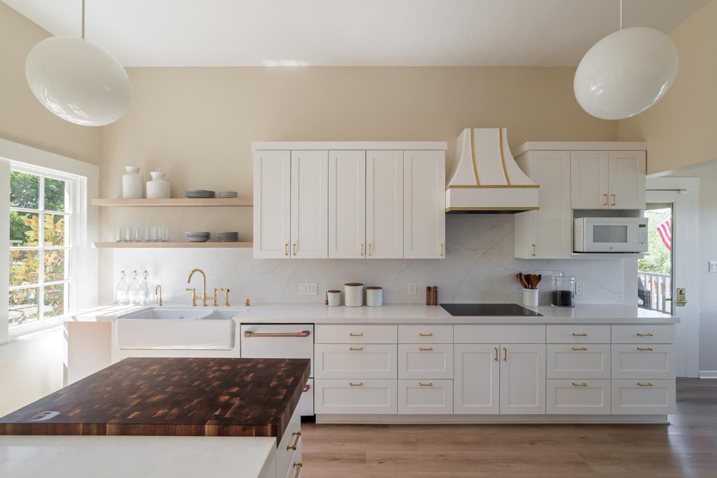Detail Gallery Image 6 of 28 For 730 Mora Dr, Los Altos,  CA 94024 - 4 Beds | 3/3 Baths