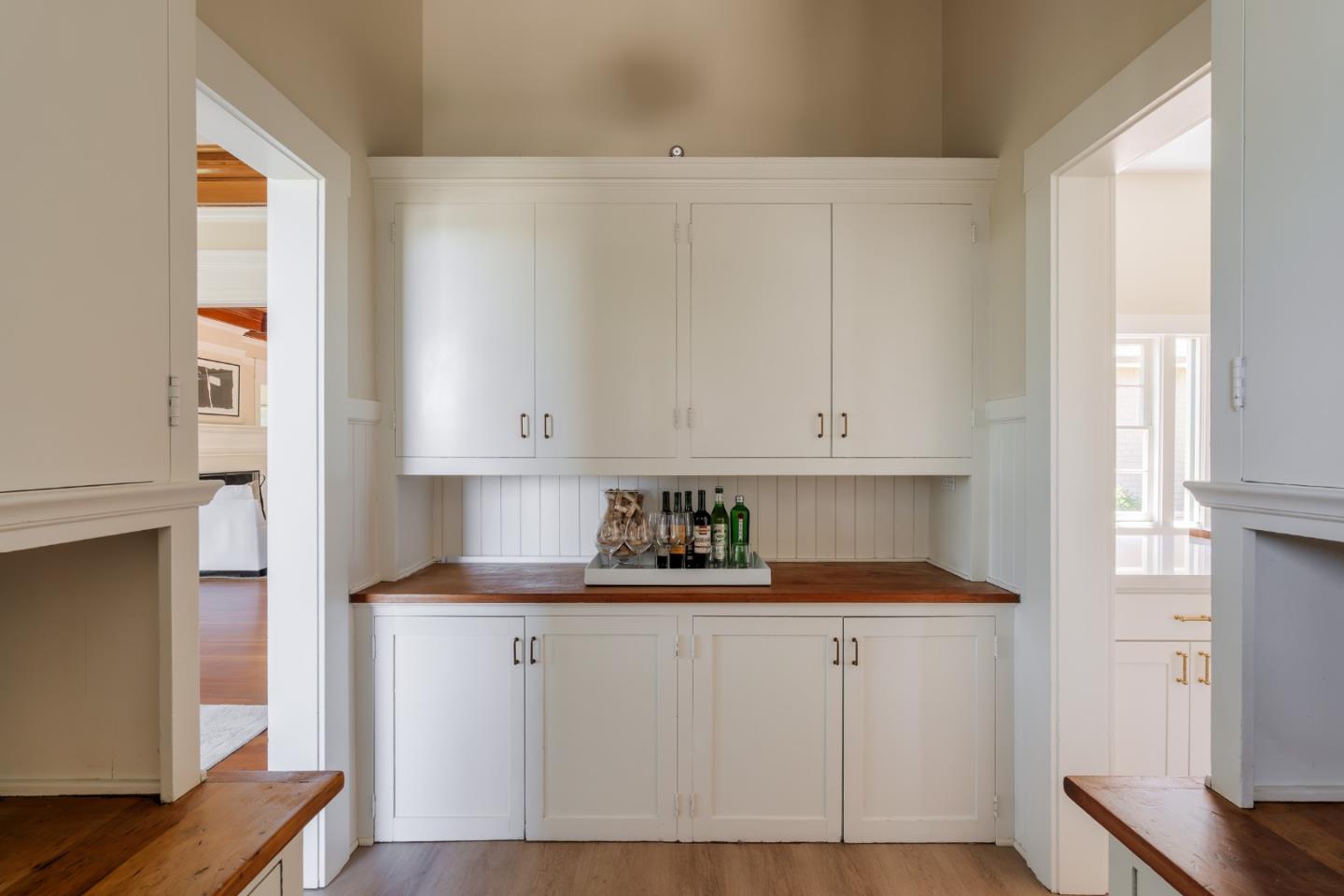Detail Gallery Image 8 of 28 For 730 Mora Dr, Los Altos,  CA 94024 - 4 Beds | 3/3 Baths