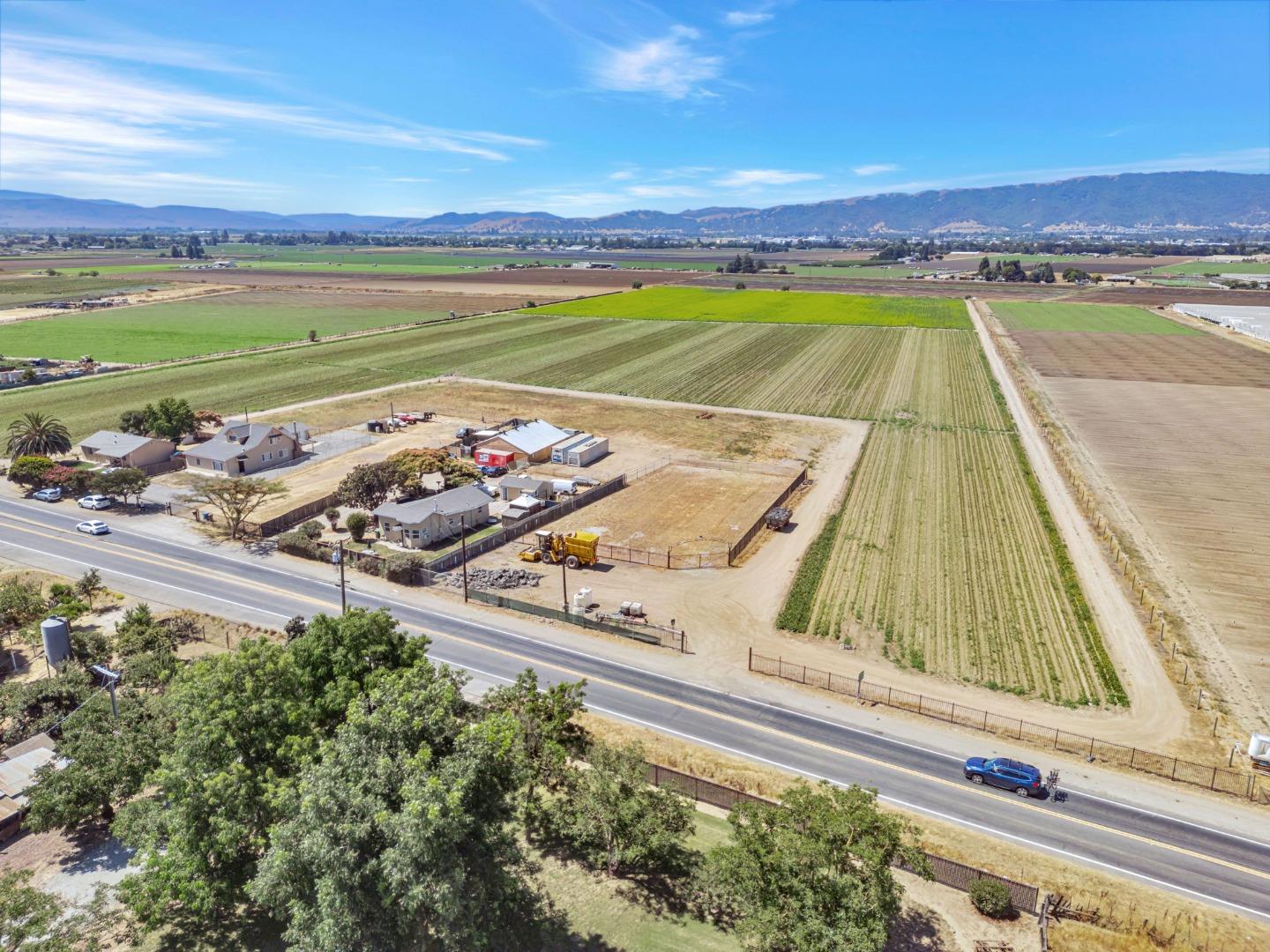 Detail Gallery Image 15 of 60 For 2712 Ferguson Rd, Gilroy,  CA 95020 - – Beds | – Baths