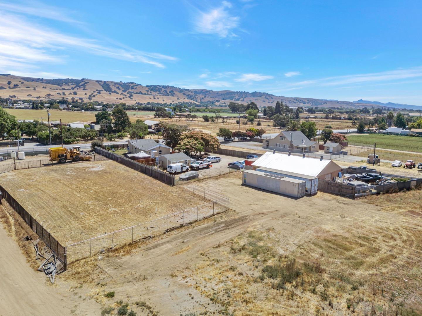 Detail Gallery Image 18 of 60 For 2712 Ferguson Rd, Gilroy,  CA 95020 - – Beds | – Baths