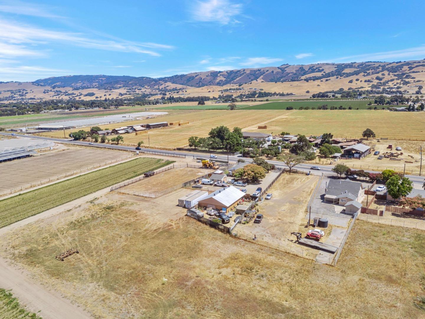 Detail Gallery Image 21 of 60 For 2712 Ferguson Rd, Gilroy,  CA 95020 - – Beds | – Baths