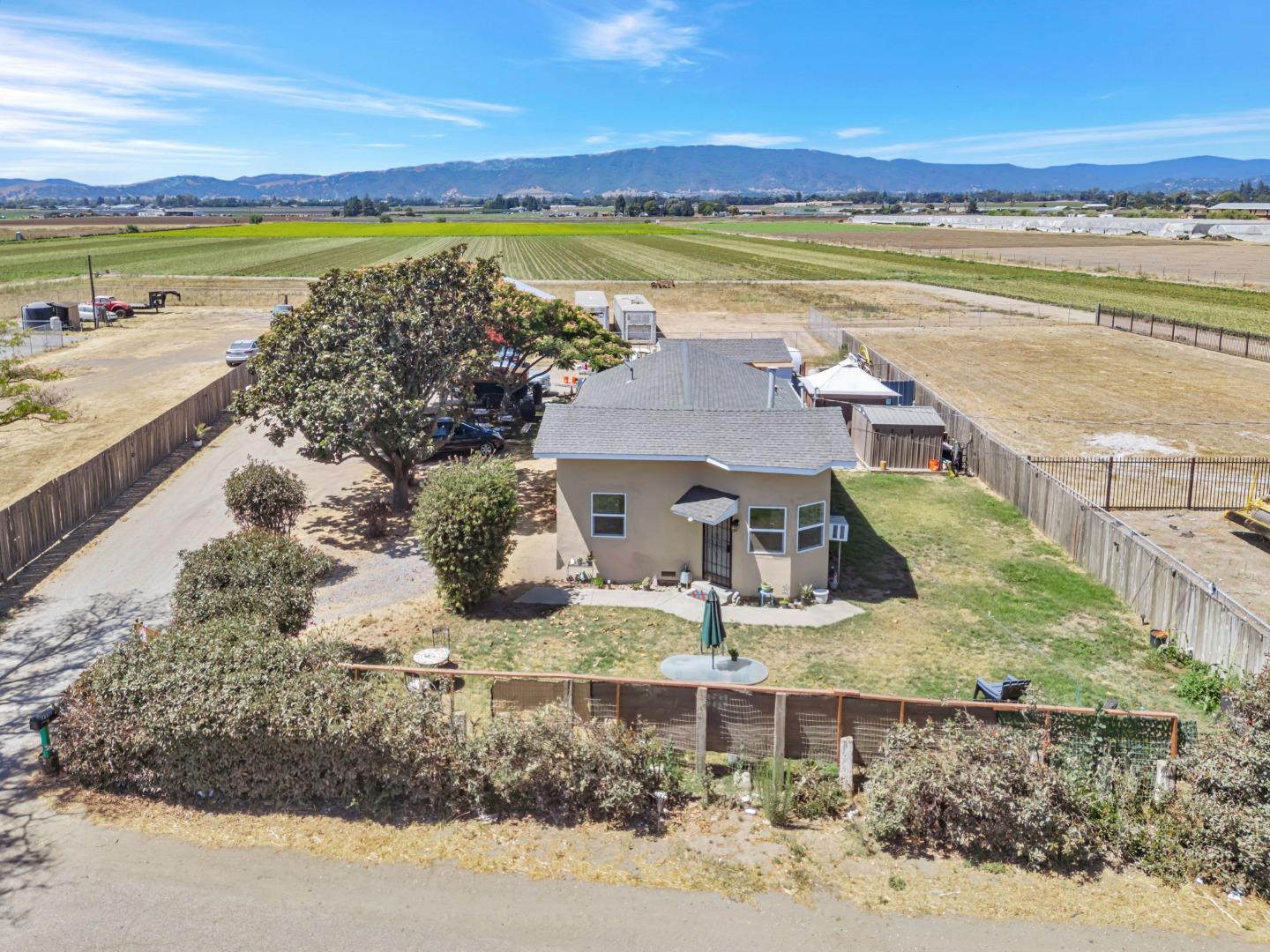 Detail Gallery Image 4 of 60 For 2712 Ferguson Rd, Gilroy,  CA 95020 - – Beds | – Baths