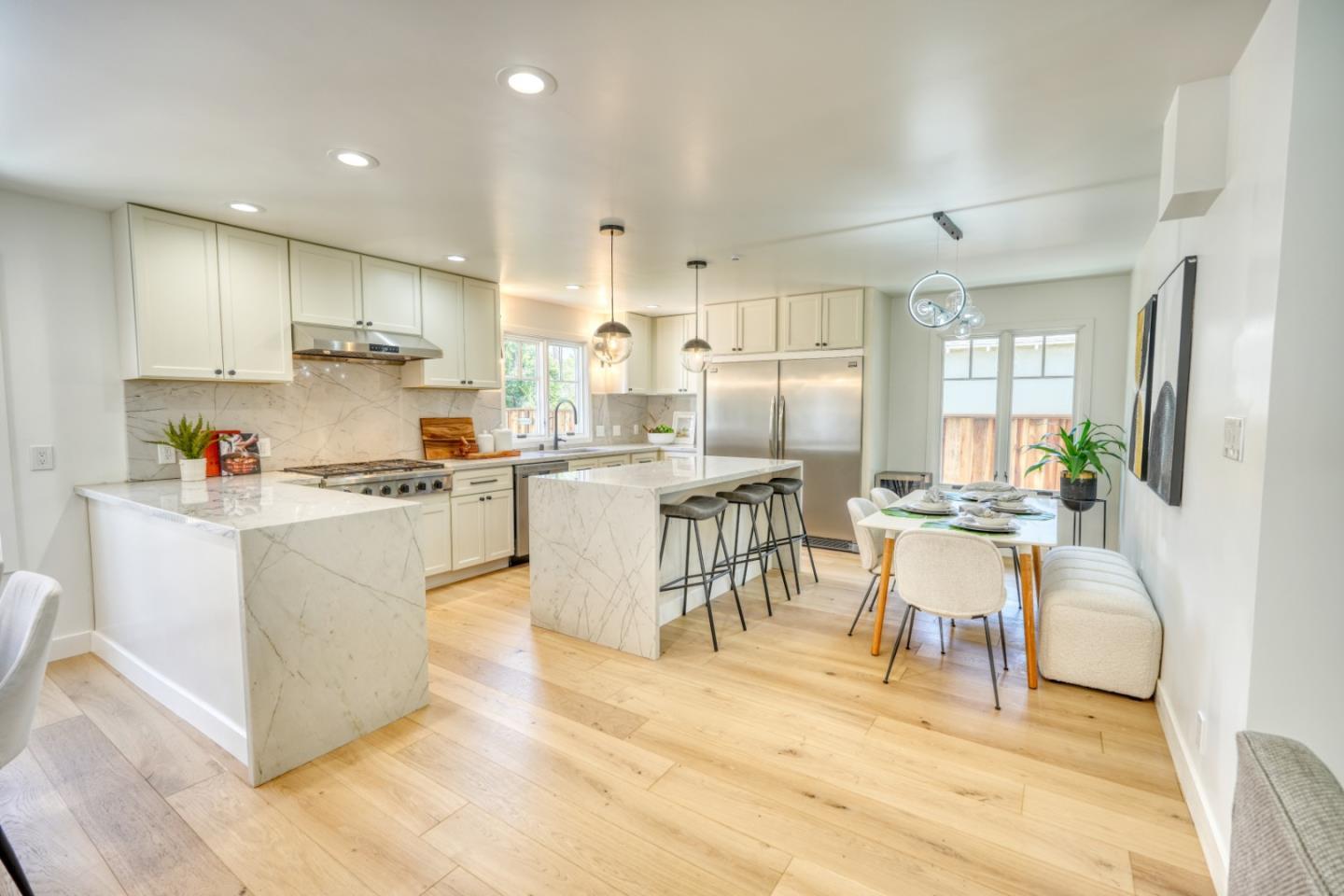 Detail Gallery Image 13 of 73 For 952 6th Ave, Redwood City,  CA 94063 - – Beds | – Baths