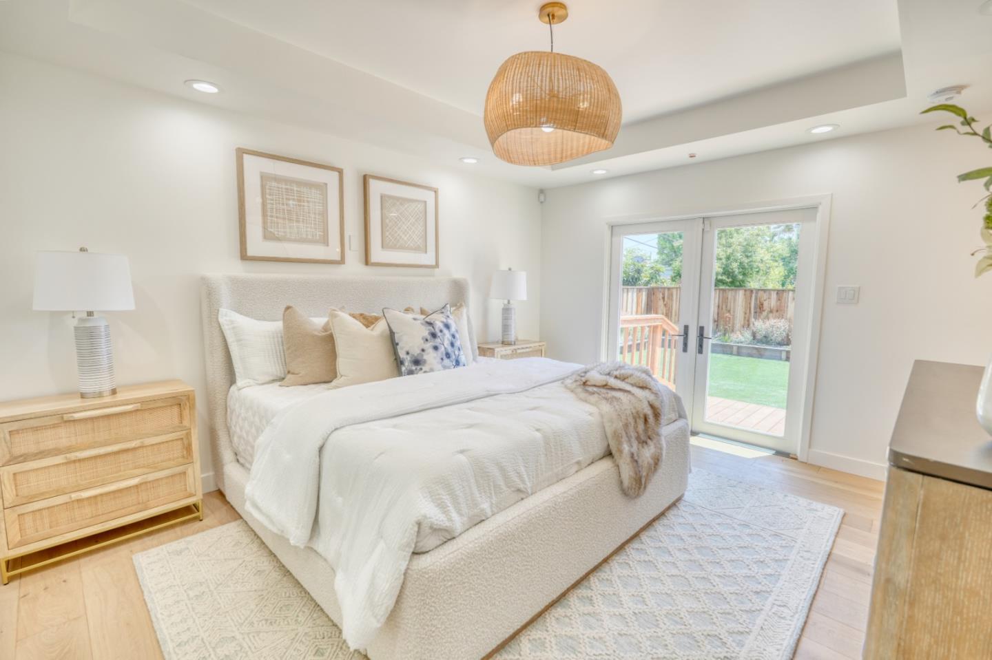 Detail Gallery Image 29 of 73 For 952 6th Ave, Redwood City,  CA 94063 - – Beds | – Baths