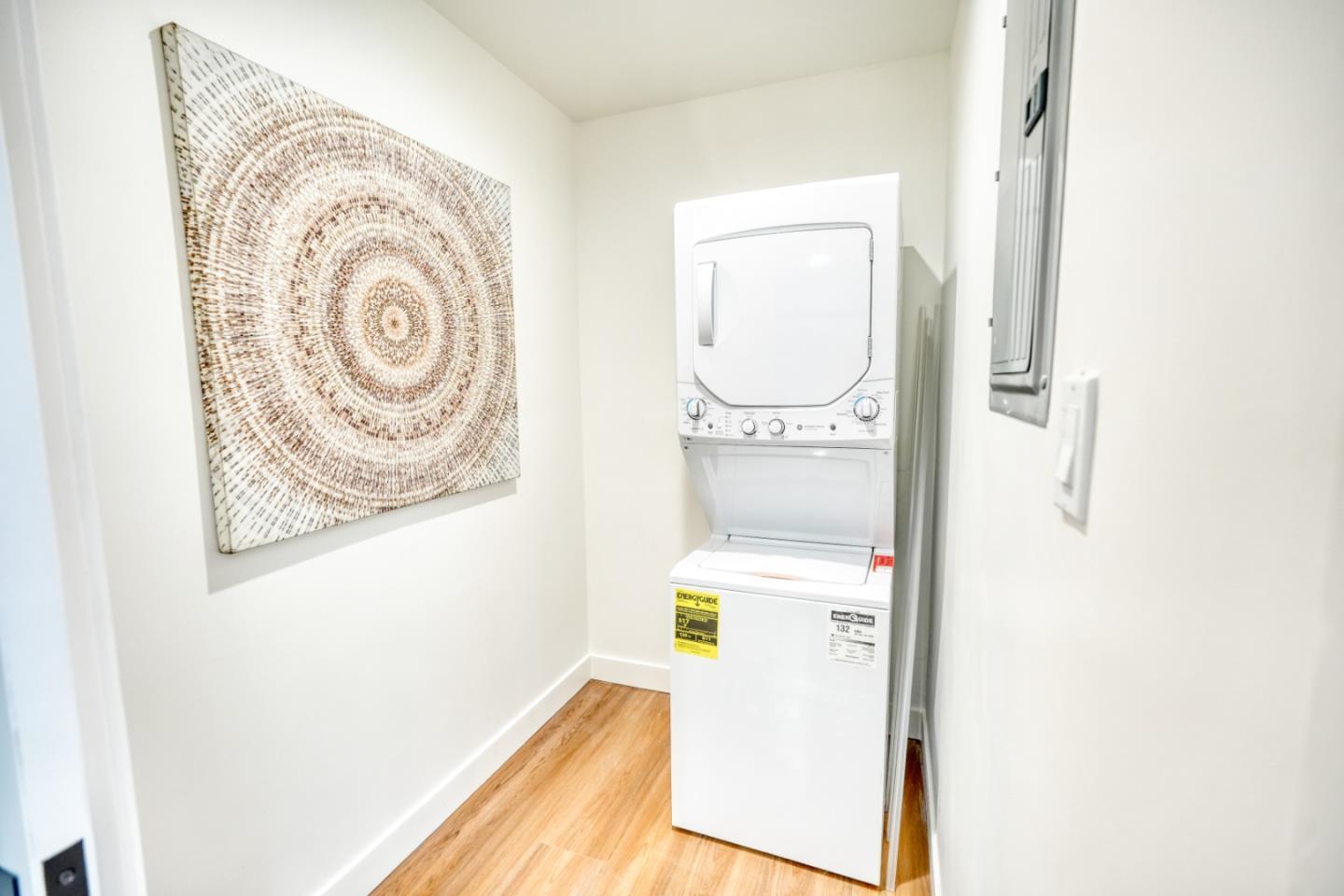 Detail Gallery Image 55 of 73 For 952 6th Ave, Redwood City,  CA 94063 - – Beds | – Baths