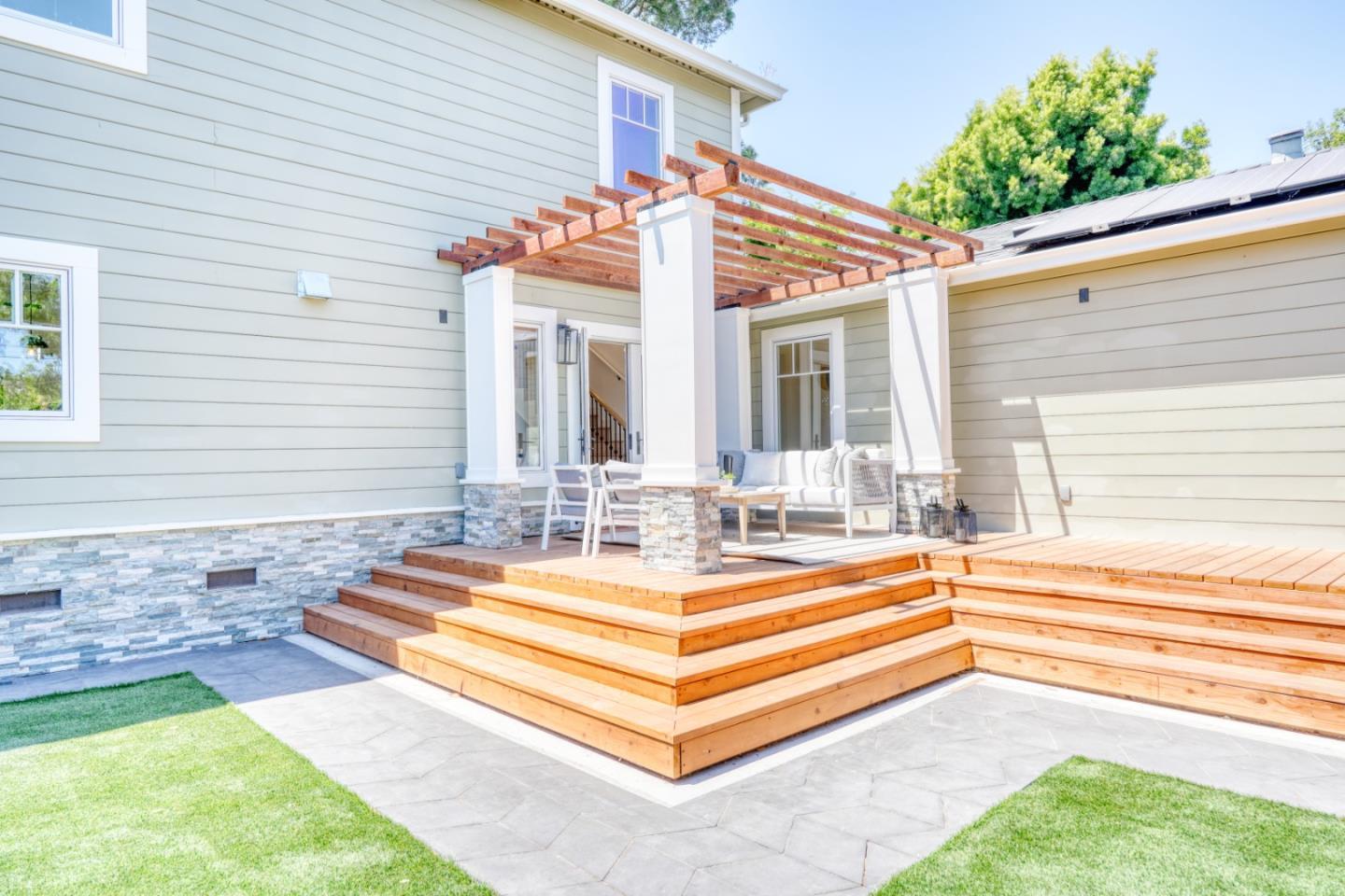 Detail Gallery Image 60 of 73 For 952 6th Ave, Redwood City,  CA 94063 - – Beds | – Baths