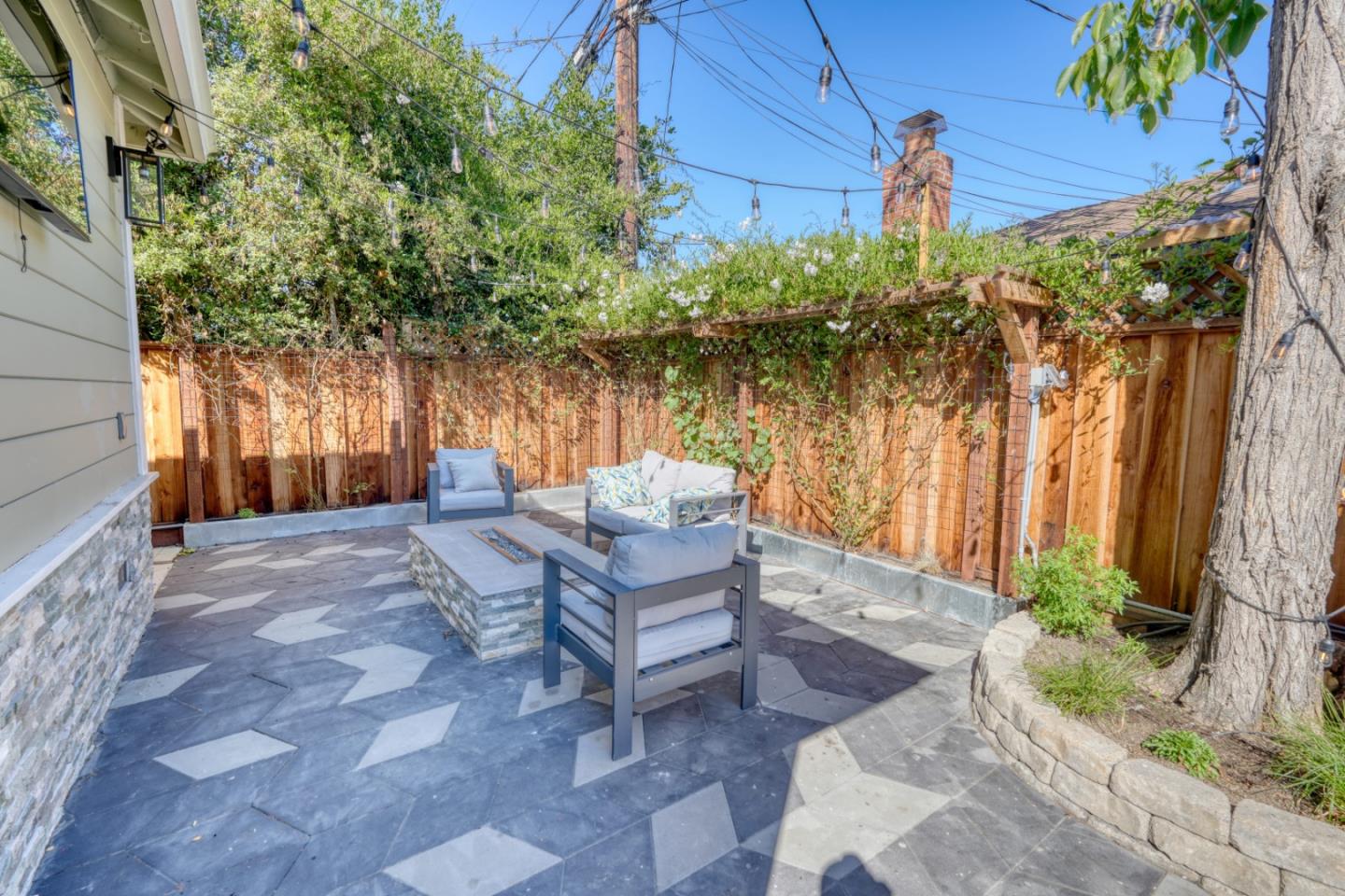 Detail Gallery Image 70 of 73 For 952 6th Ave, Redwood City,  CA 94063 - – Beds | – Baths