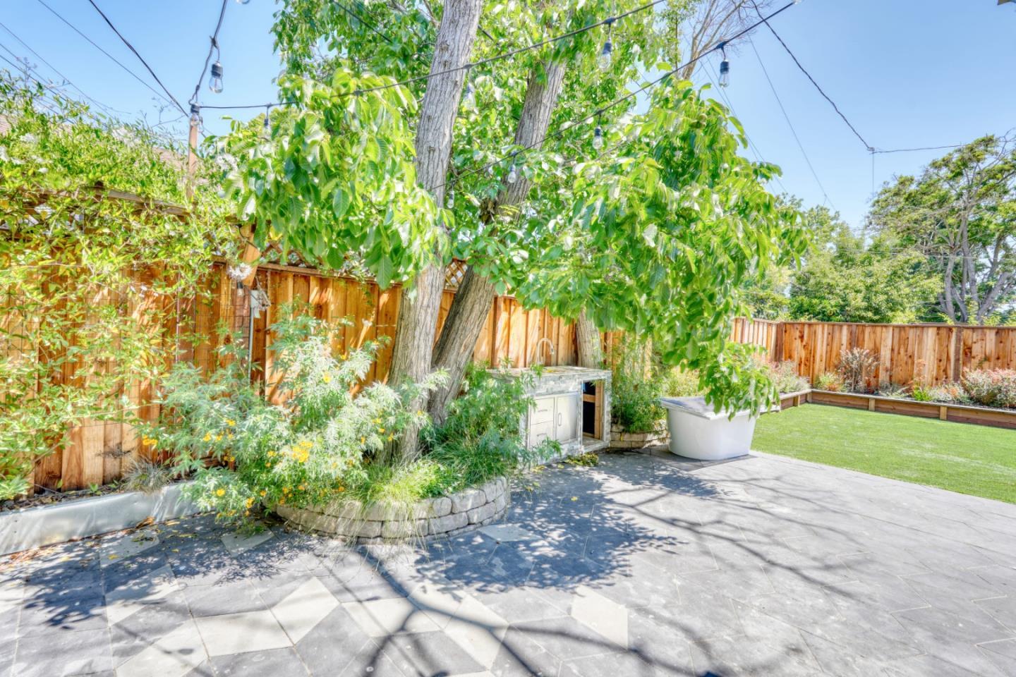 Detail Gallery Image 71 of 73 For 952 6th Ave, Redwood City,  CA 94063 - – Beds | – Baths