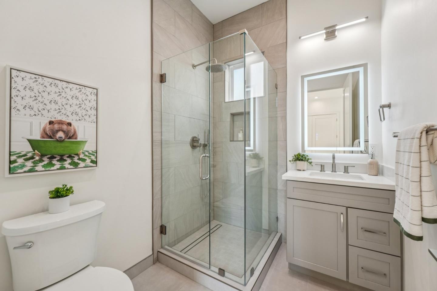 Detail Gallery Image 17 of 44 For 888 Pine Ave, San Jose,  CA 95125 - 4 Beds | 3 Baths