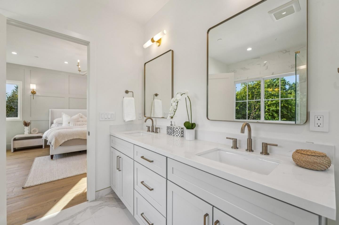 Detail Gallery Image 25 of 44 For 888 Pine Ave, San Jose,  CA 95125 - 4 Beds | 3 Baths