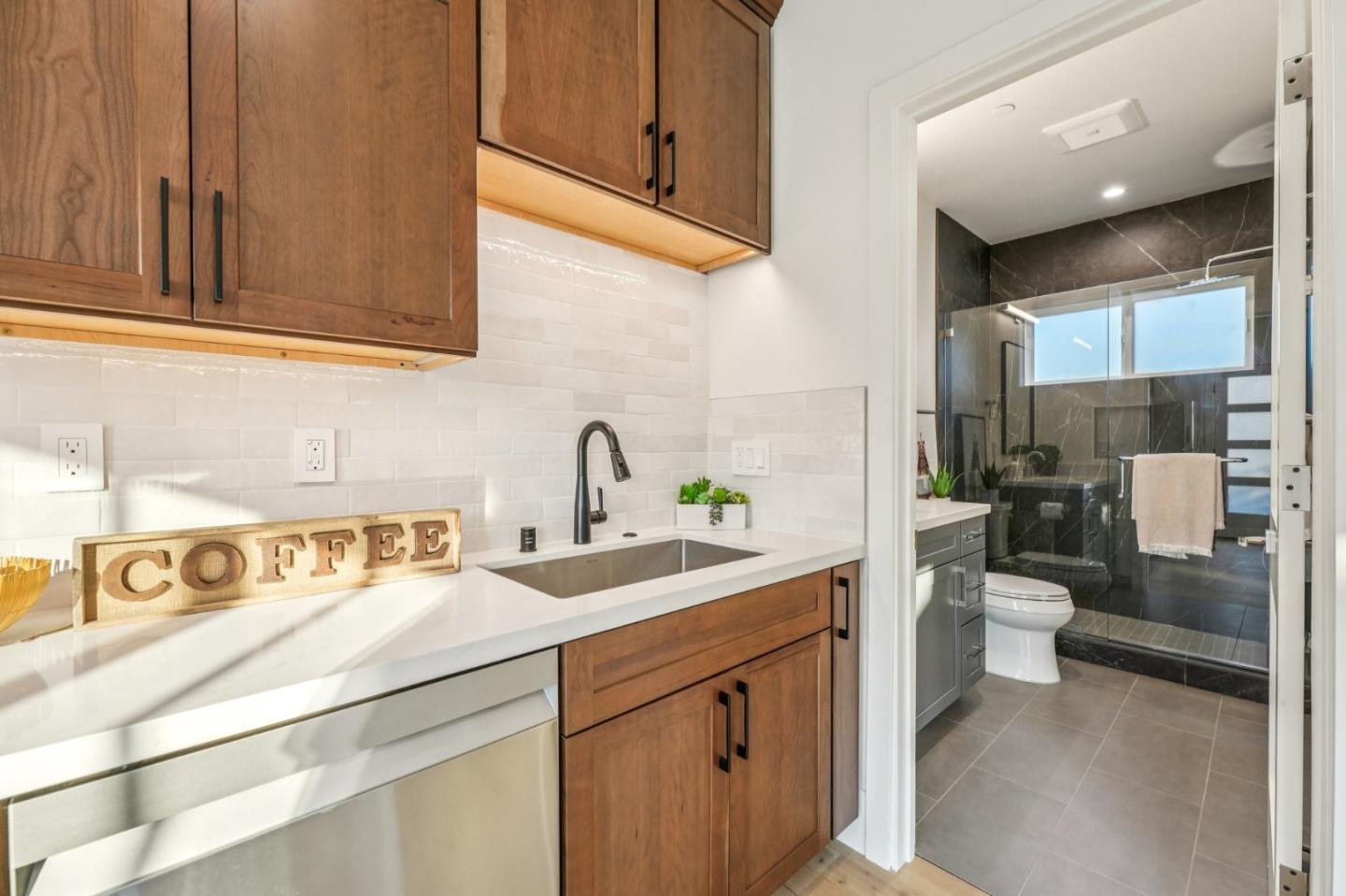 Detail Gallery Image 35 of 44 For 888 Pine Ave, San Jose,  CA 95125 - 4 Beds | 3 Baths