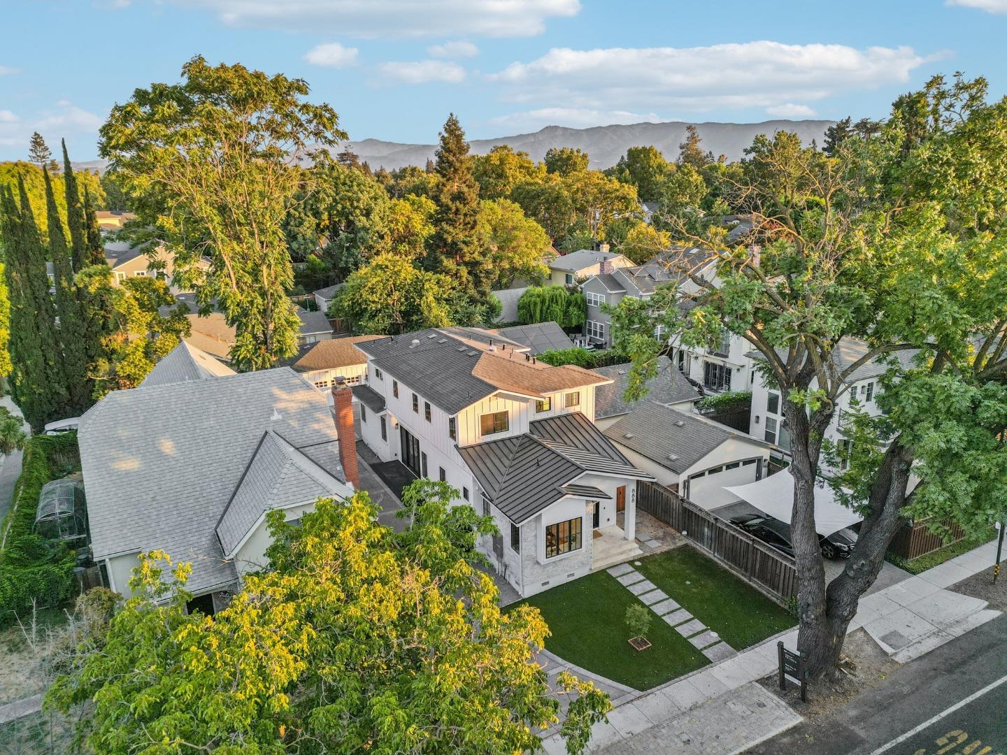 Detail Gallery Image 40 of 44 For 888 Pine Ave, San Jose,  CA 95125 - 4 Beds | 3 Baths