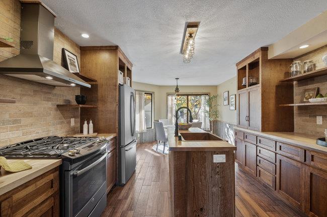 Detail Gallery Image 10 of 30 For 756 Duffin Dr, Hollister,  CA 95023 - 2 Beds | 2/1 Baths