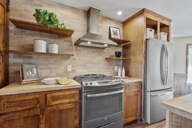 Detail Gallery Image 12 of 30 For 756 Duffin Dr, Hollister,  CA 95023 - 2 Beds | 2/1 Baths