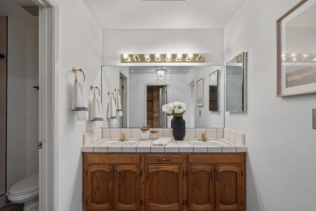 Detail Gallery Image 19 of 30 For 756 Duffin Dr, Hollister,  CA 95023 - 2 Beds | 2/1 Baths