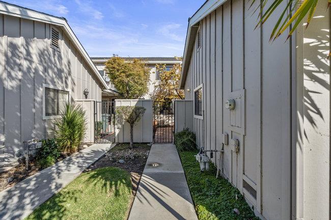 Detail Gallery Image 26 of 30 For 756 Duffin Dr, Hollister,  CA 95023 - 2 Beds | 2/1 Baths