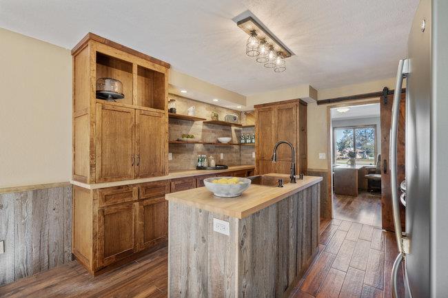 Detail Gallery Image 7 of 30 For 756 Duffin Dr, Hollister,  CA 95023 - 2 Beds | 2/1 Baths