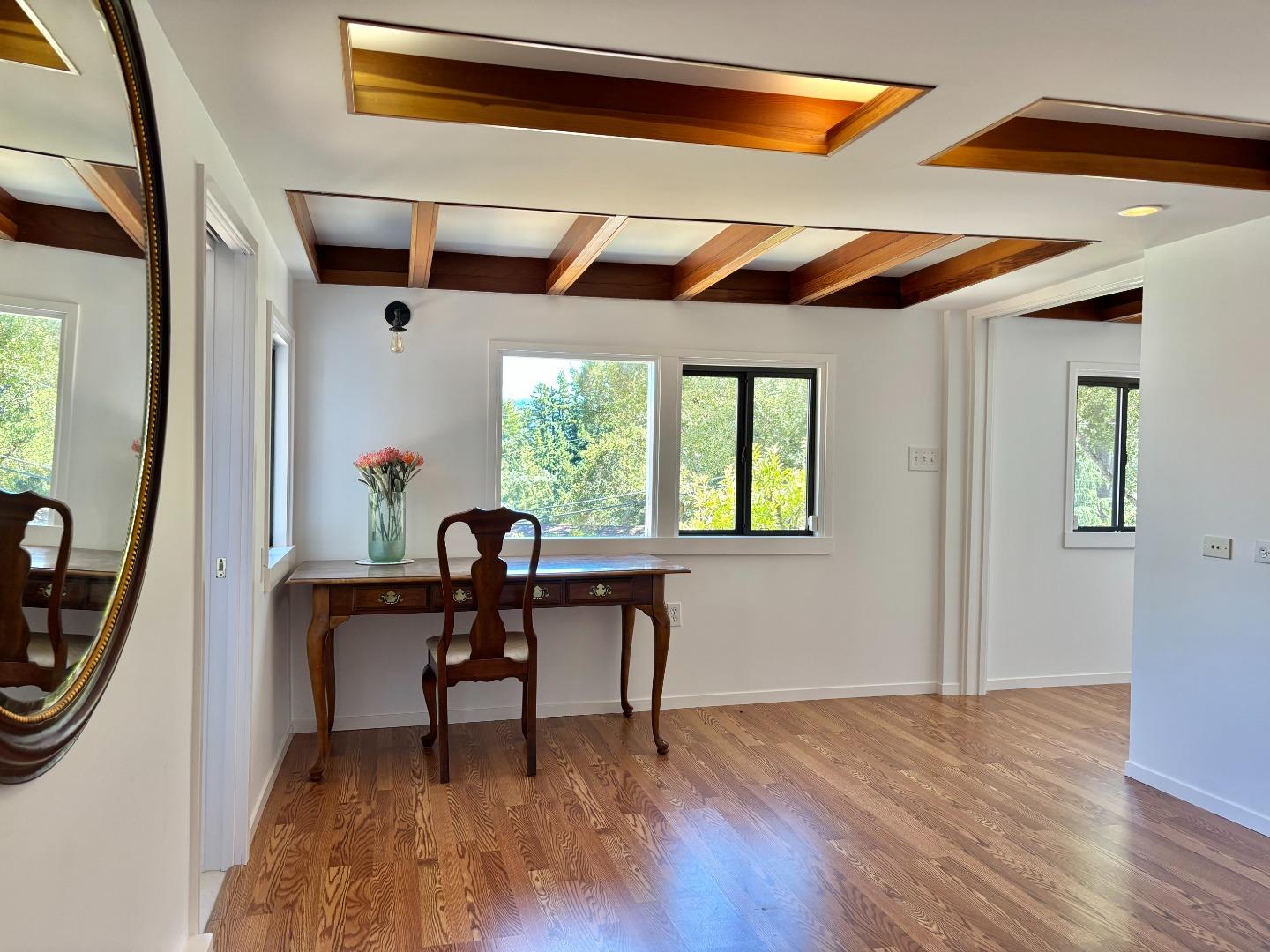 Detail Gallery Image 13 of 19 For 108 Santa Maria Ave, Portola Valley,  CA 94028 - 3 Beds | 2 Baths