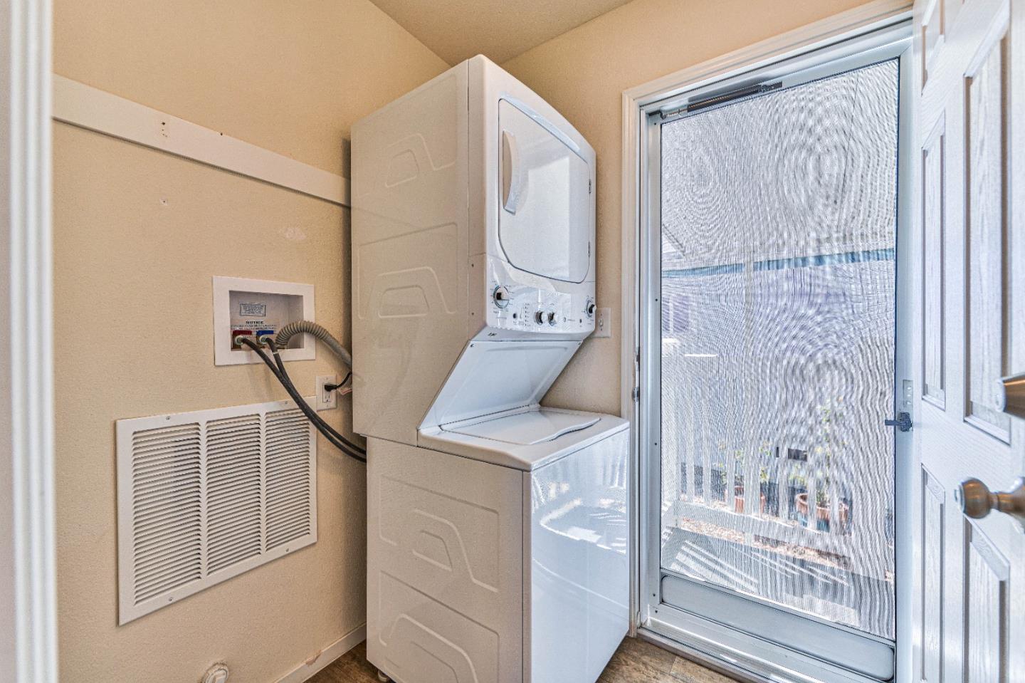 Detail Gallery Image 25 of 27 For 55 San Juan Grade Rd #85,  Salinas,  CA 93906 - 2 Beds | 2 Baths